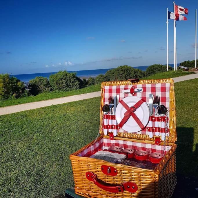 Gite Du Cap Romain Bernières-sur-Mer Extérieur photo