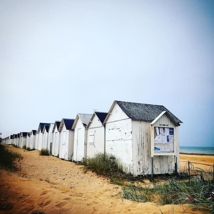 Gite Du Cap Romain Bernières-sur-Mer Extérieur photo